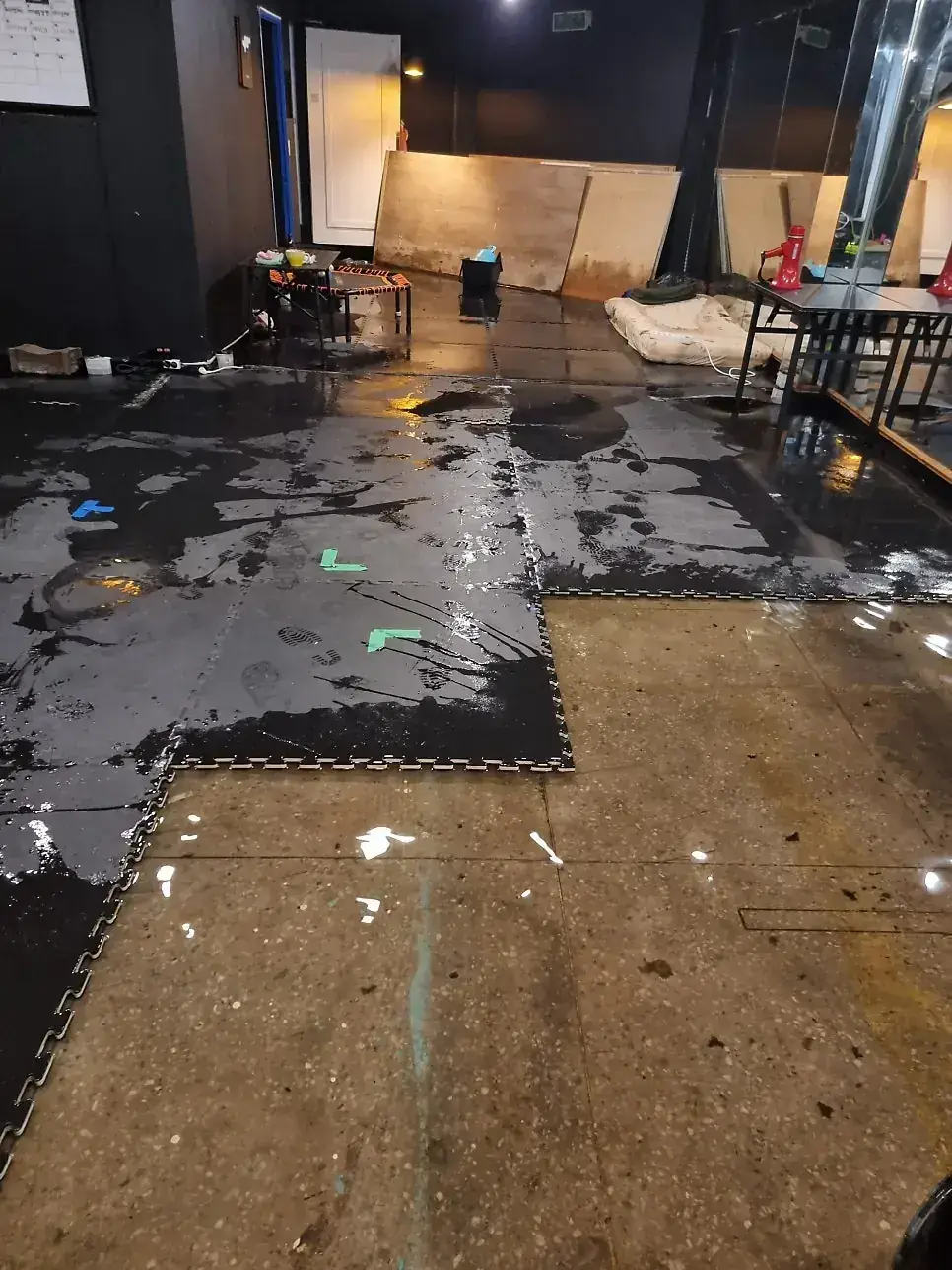 서울 송파구 침수복구 현장 사진 4 — 송파 가락동 지하 연습실 침수청소