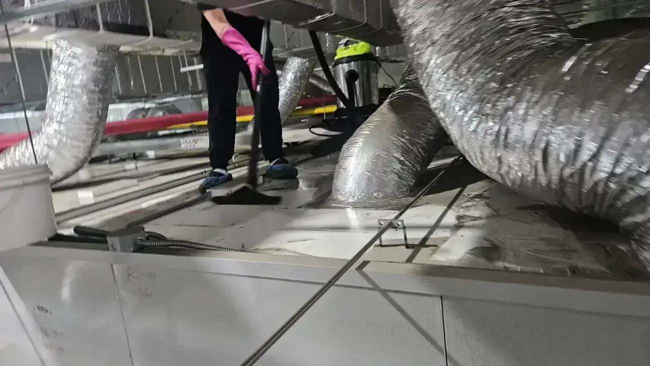 용인시 화재복구 현장 사진 2 — 용인 식품공장 화재 분진 청소