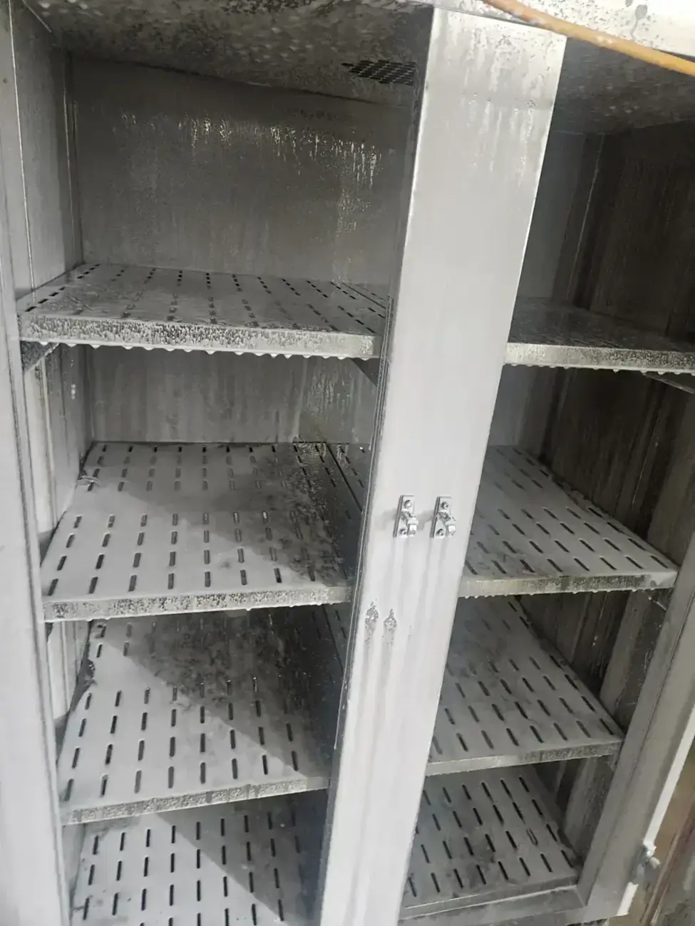 서울 강남구 침수복구 현장 사진 7 — 삼성동 어린이집 식당 배관 역류 복구